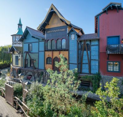 Die bunten Fassaden des Skandinavischen Themenbereichs