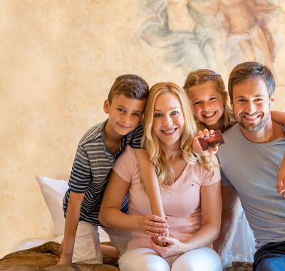 Familie mit Hotel Friends Karte