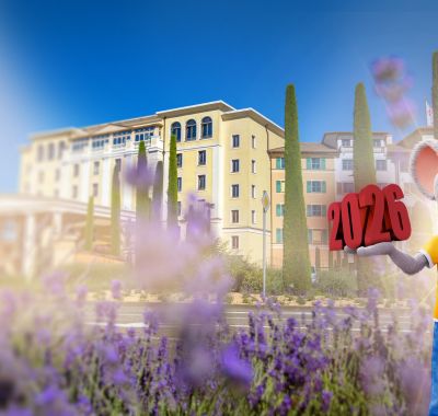 Ed mit 2026 im Hintergrund Hotel Colosseo