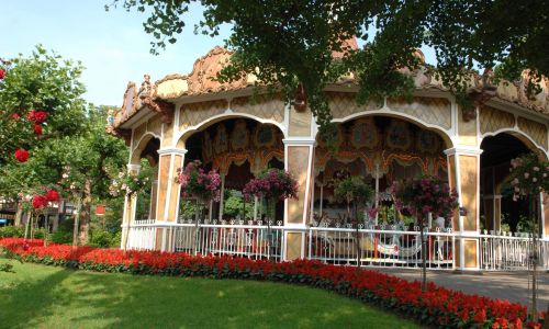 The British Carousel