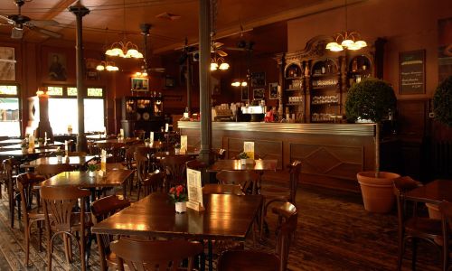 Bistro La Cigale