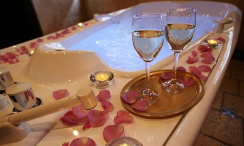 Wellness Rosenölbad