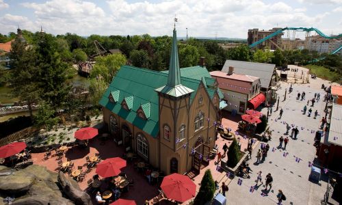 Kaffi Hús Luftaufnahme im Sommer
